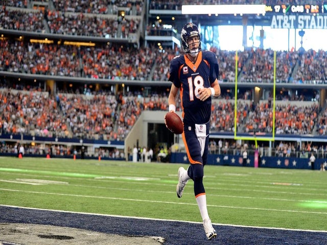 Never Forget When Peyton Manning Faked out the Entire Stadium