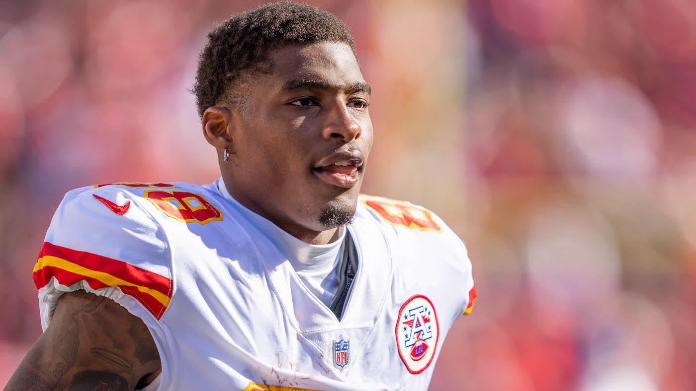 49ers, Chiefs activate players who could see expanded workloads in NFL conference title games due to injury