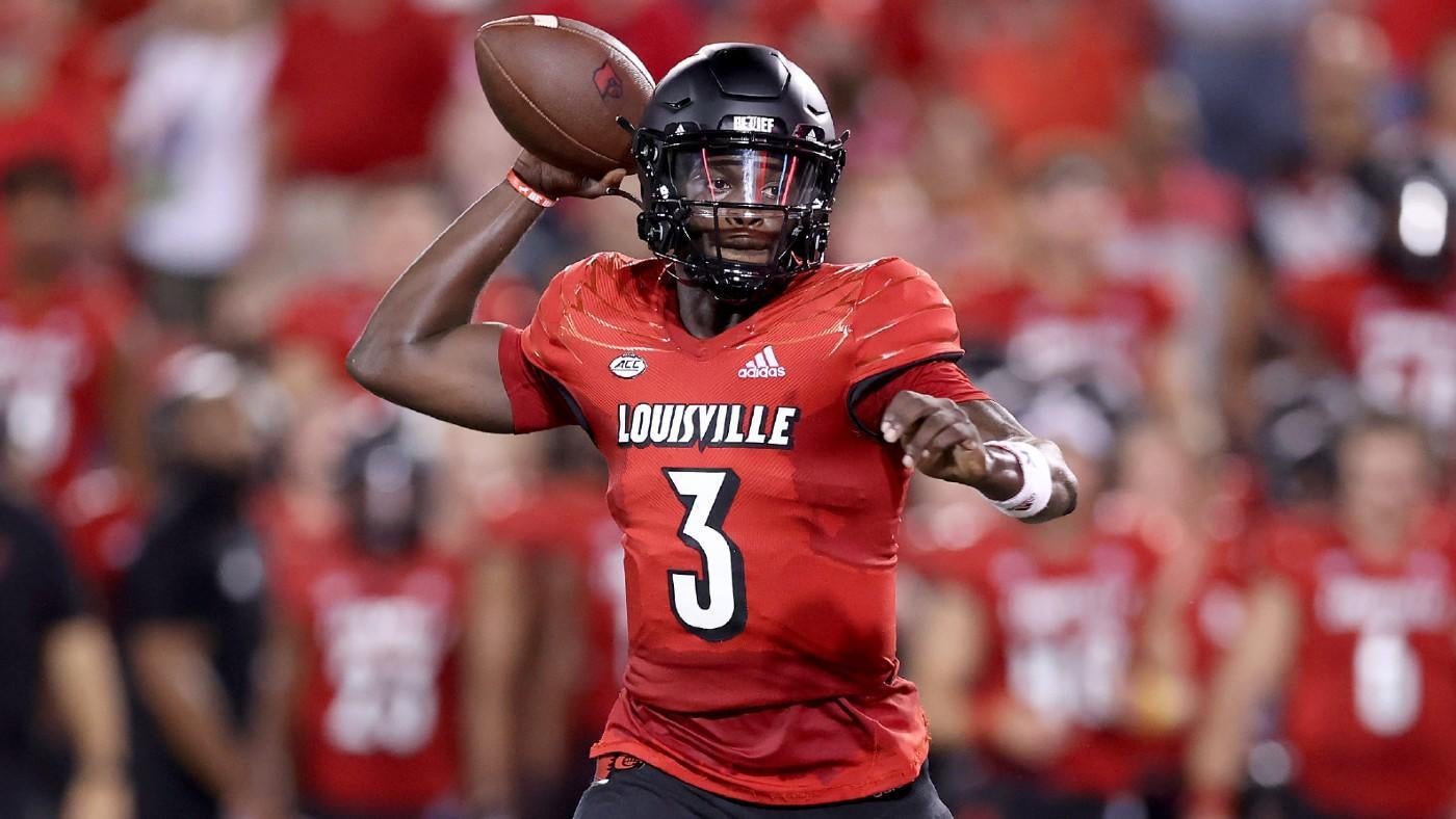 The Hunt Report: Power 5 QB mendapatkan undangan Senior Bowl, plus lebih banyak lagi yang menonjol dari minggu NFLPA Collegiate Bowl