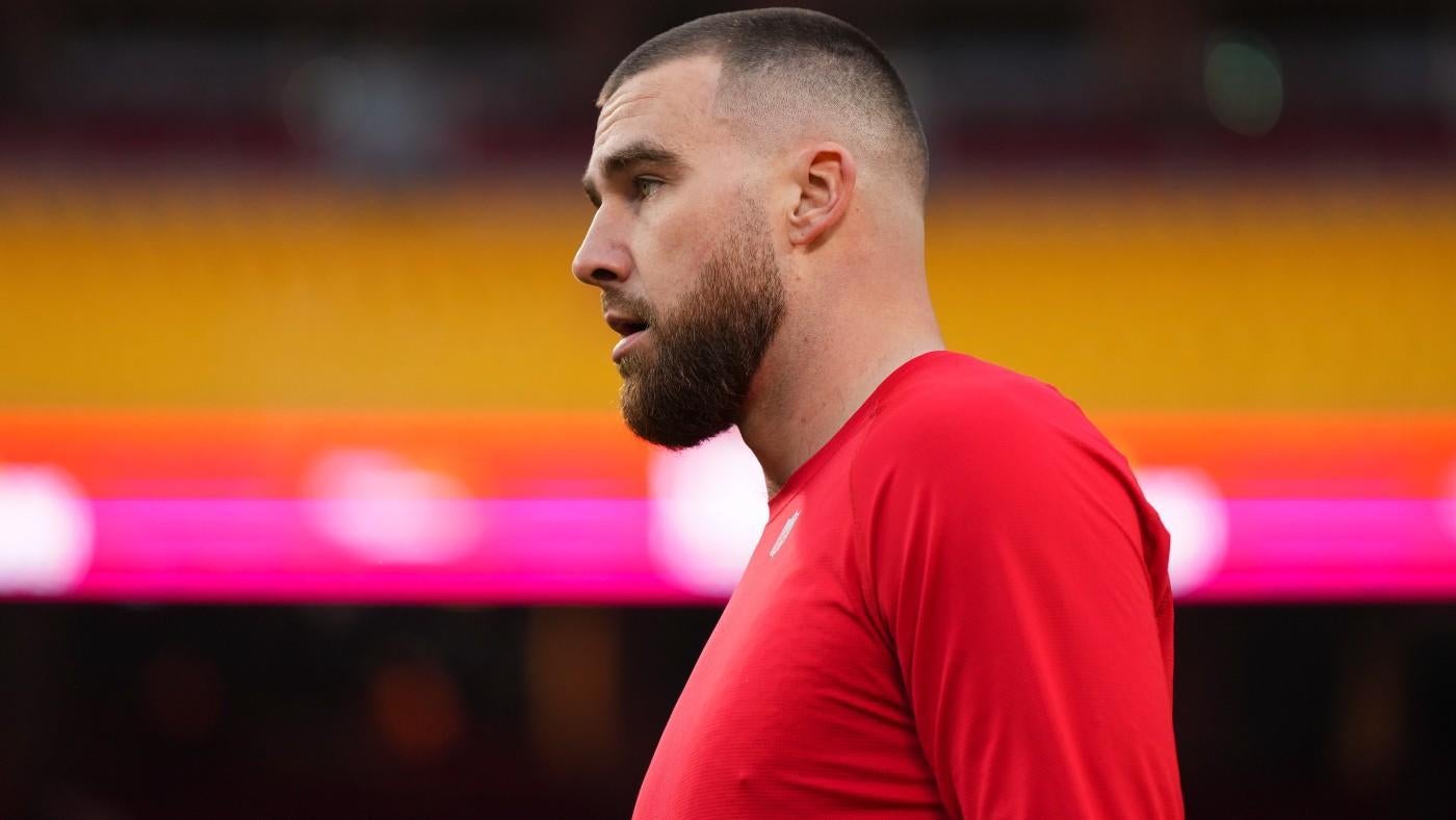 Chiefs' Travis Kelce to play vs. Bengals in AFC Championship despite back injury; Mecole Hardman also active