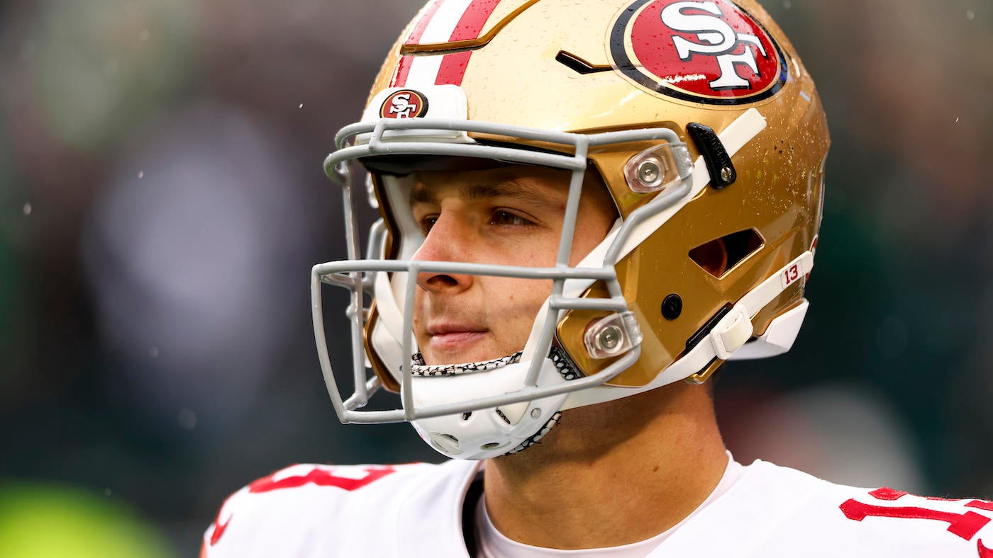 49ers' Brock Purdy suffers torn UCL in throwing elbow vs. Eagles, expected to miss six months