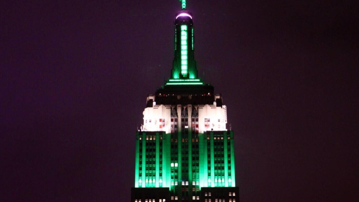 LOOK: Empire State Building lights up in Eagles colors after NFC Championship Game victory over 49ers