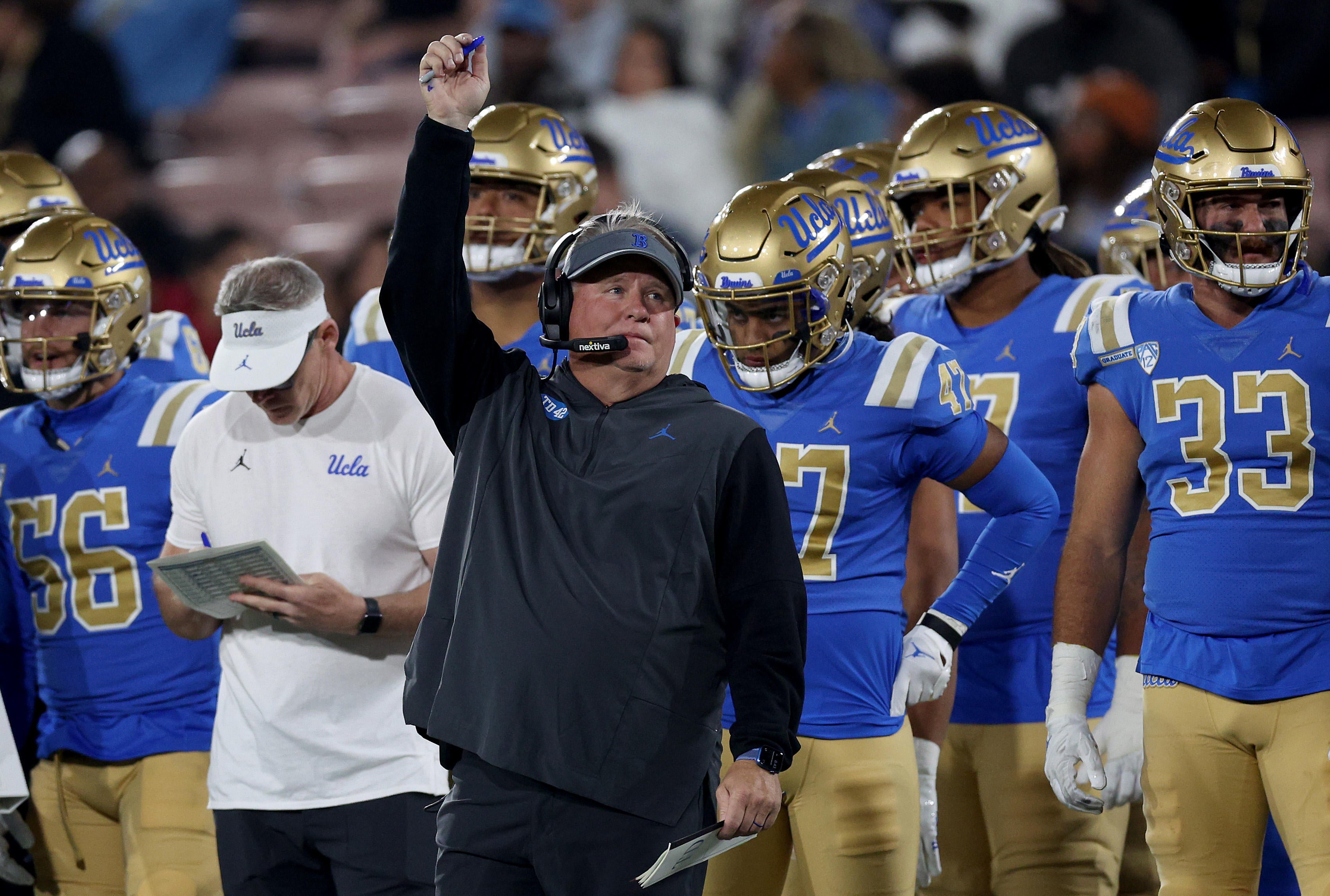 UCLA football recruiting class jumps to No. 5 in Pac-12 after National  Signing Day - Daily Bruin