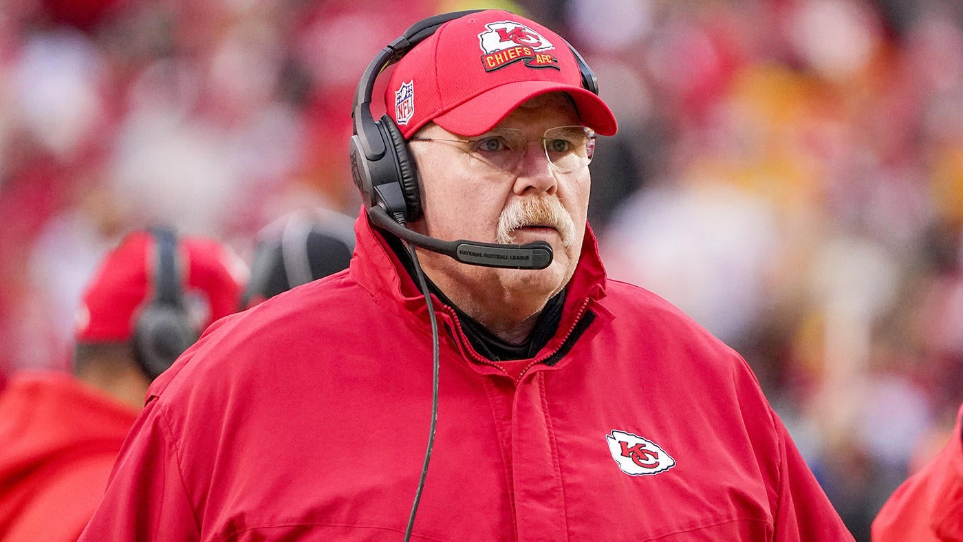 Chiefs owner Clark Hunt hints at Andy Reid's future as coach: No 'interest in retiring anytime soon'