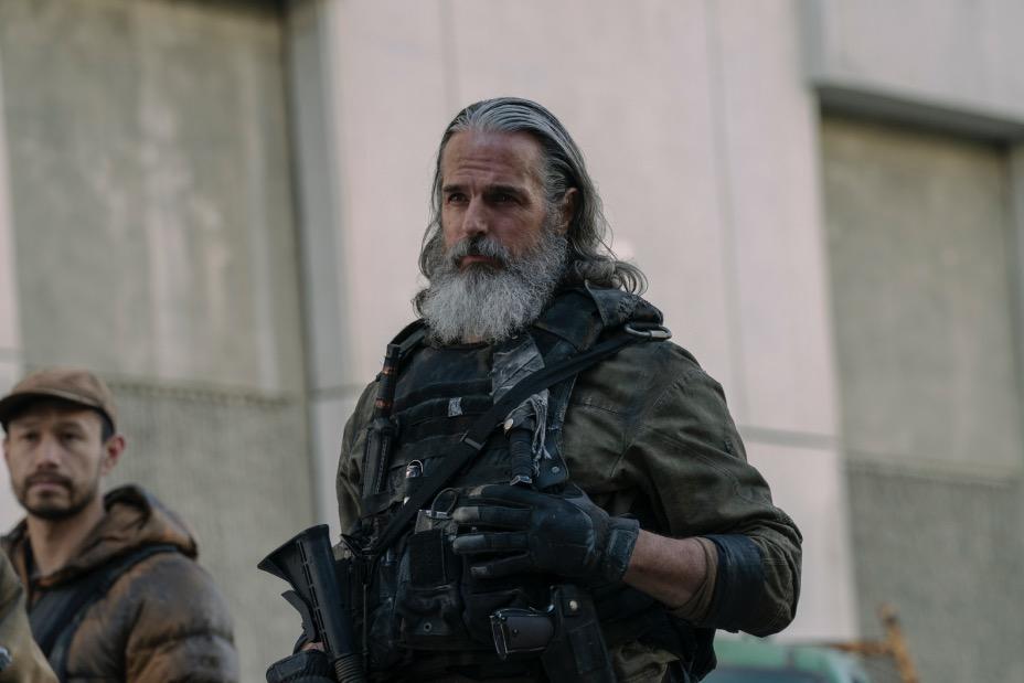 The Last of Us Please Hold to My Hand (TV Episode 2023) - Parents