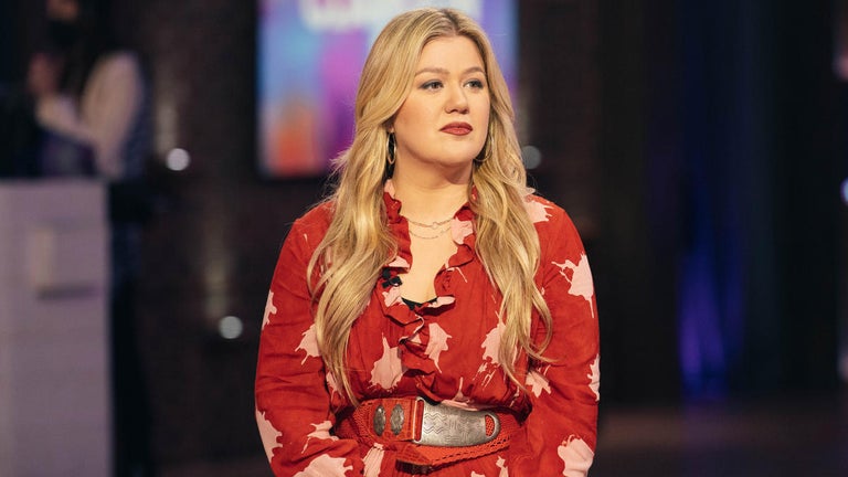 Kelly Clarkson Admits to Leaning on 'Bad Habits' During Brandon Blackstock Divorce