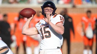 NFL draft: Meet the D-III prospect (with exposed belly and broken hand)  stealing the Senior Bowl show
