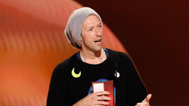 Coldplay Singer Chris Martin's Grammys Headwear Earns Plenty of Mockery
