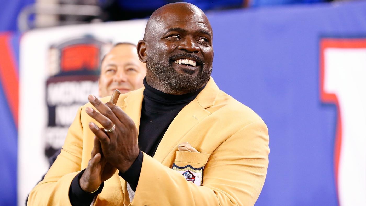 Lawrence Taylor says Tom Brady is not the greatest QB ever because he has 'all the rules on his side'