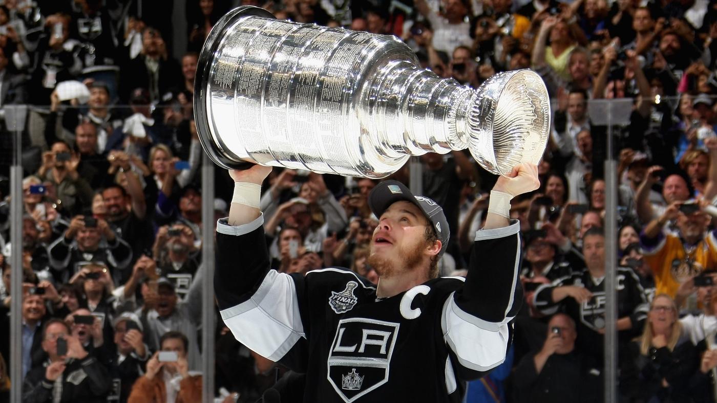Kings untuk menghormati Dustin Brown dengan pensiun jersey, pembukaan patung di luar Crypto.com Arena