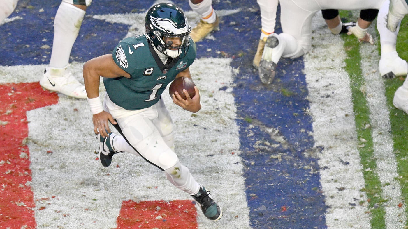 Super Bowl 2023: Eagles' Jalen Hurts breaks two longstanding Super Bowl records in losing effort