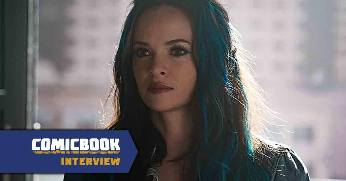 the-flash-danielle-panabaker-interview