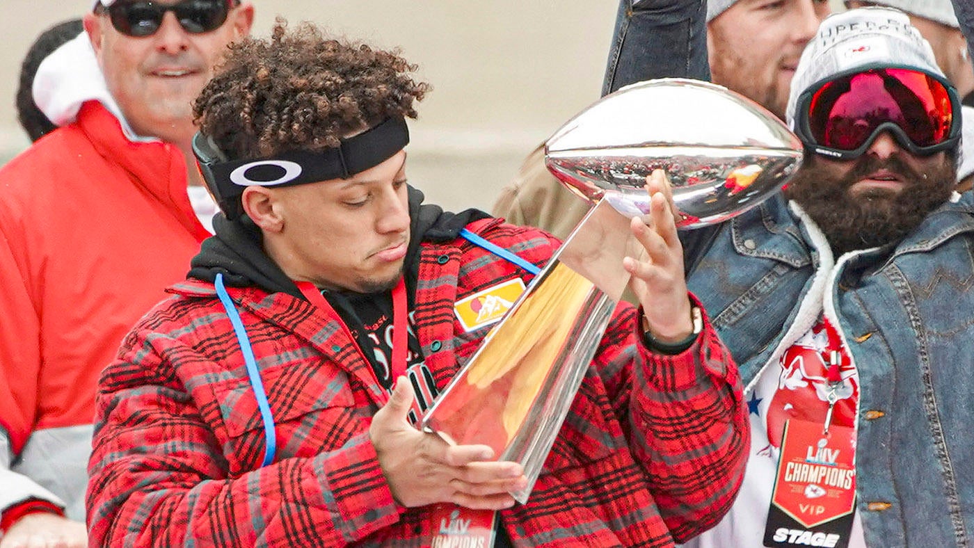 Did Super Bowl MVP Patrick Mahomes drunkenly give away the Lombardi Trophy? Let's take a look at the evidence