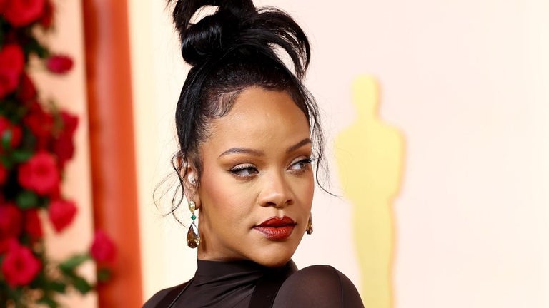 Rihanna's Baby Bump on Display at Oscars 2023