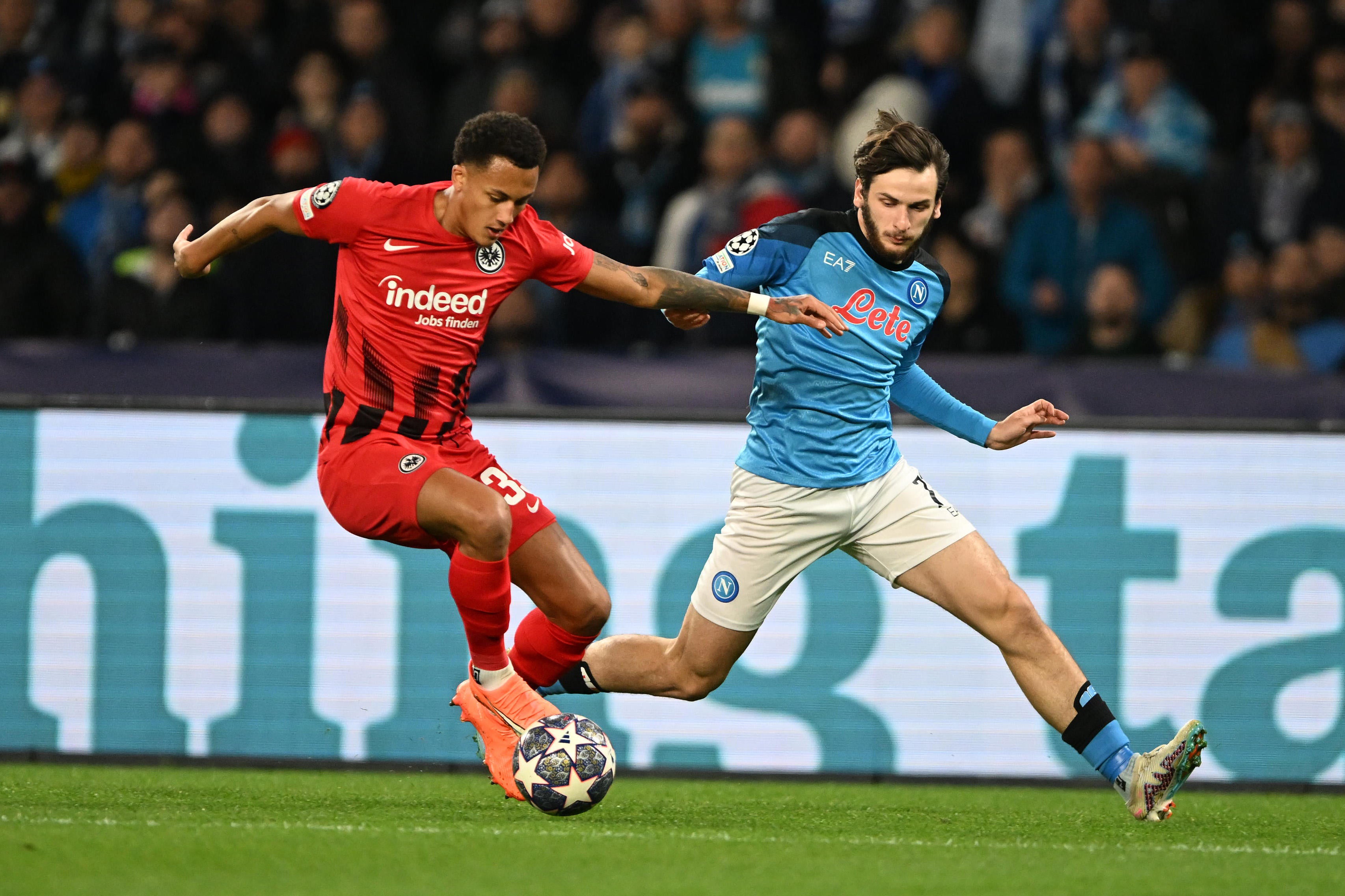 Napoli vs. Eintracht Frankfurt - Game CBSSports.com