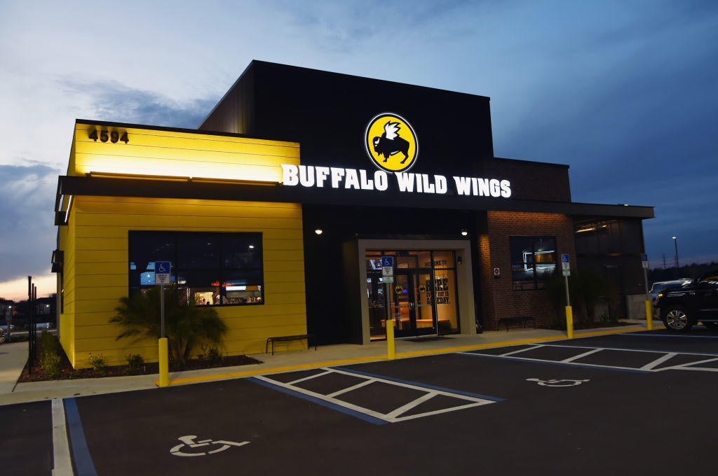 Buffalo Wild Wings Drop Two New Honey-Infused Sauces