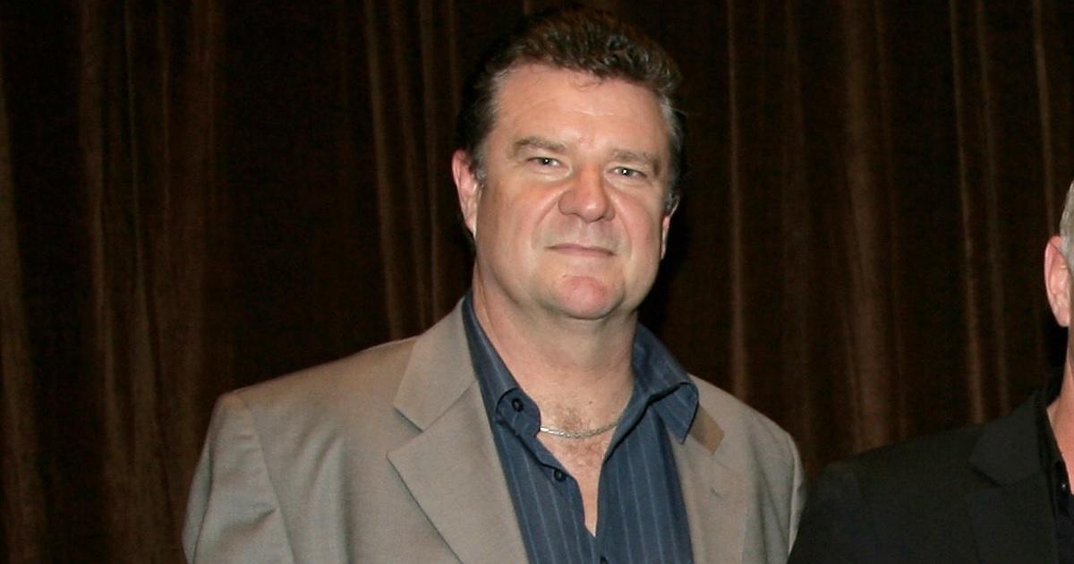 Actor Peter Hardy Found Dead on Beach