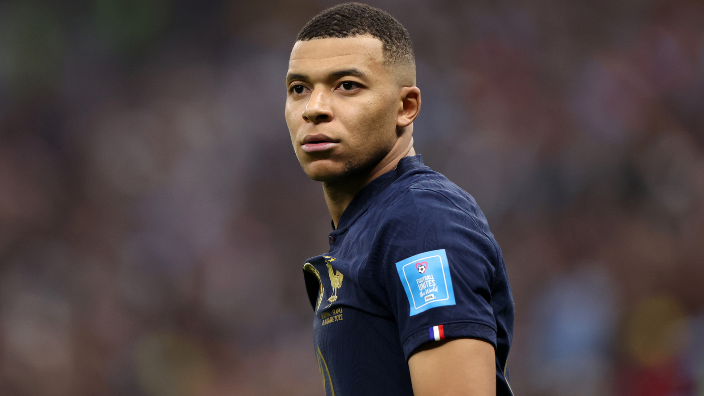 gettyimages-1245703599-kylian-mbappe-pk-goal-france-2h-2022-world-cup-final-1400.jpg