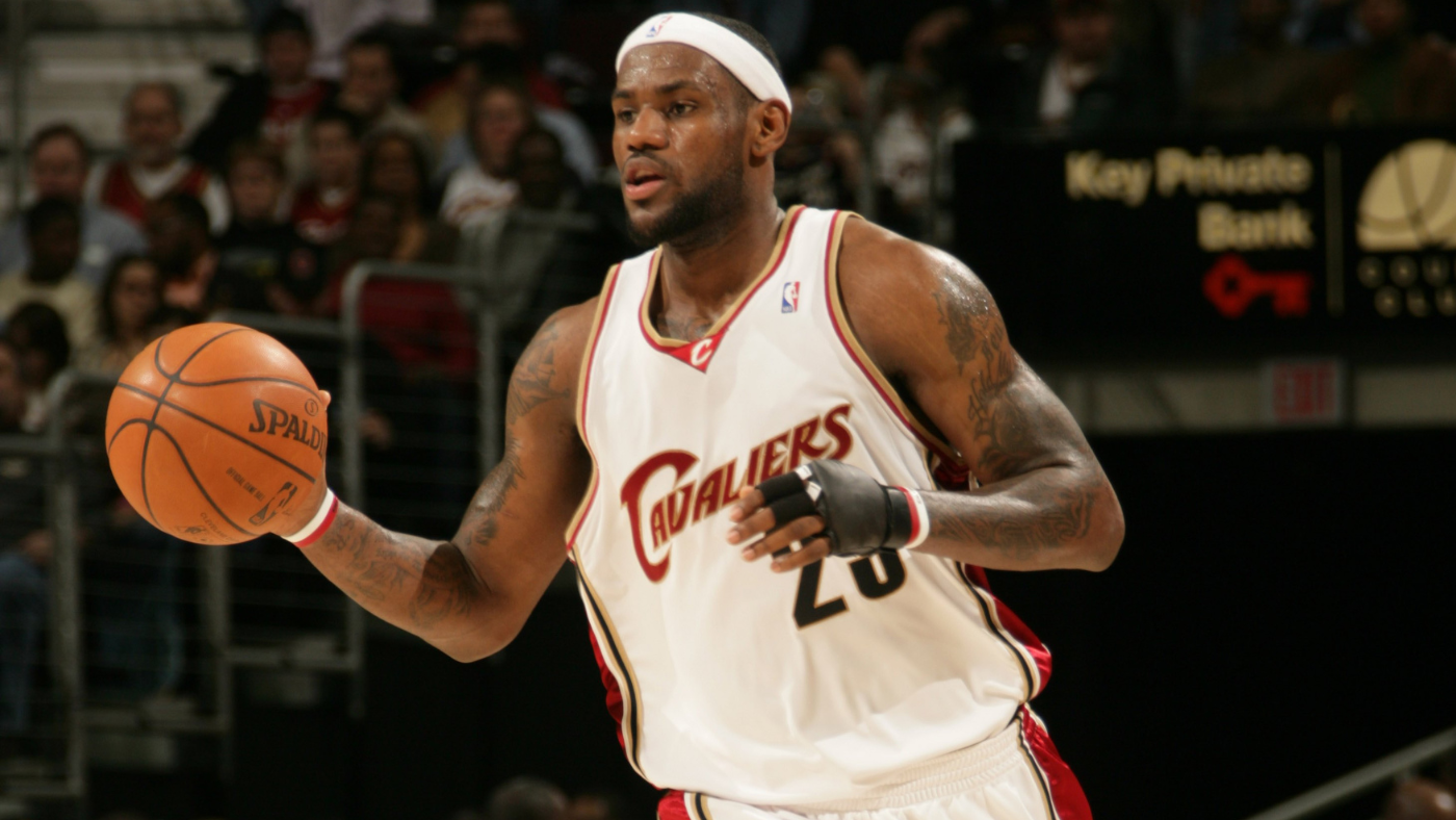 LeBron James' Very Brief History Off The Bench: Remembering 2007 Game ...