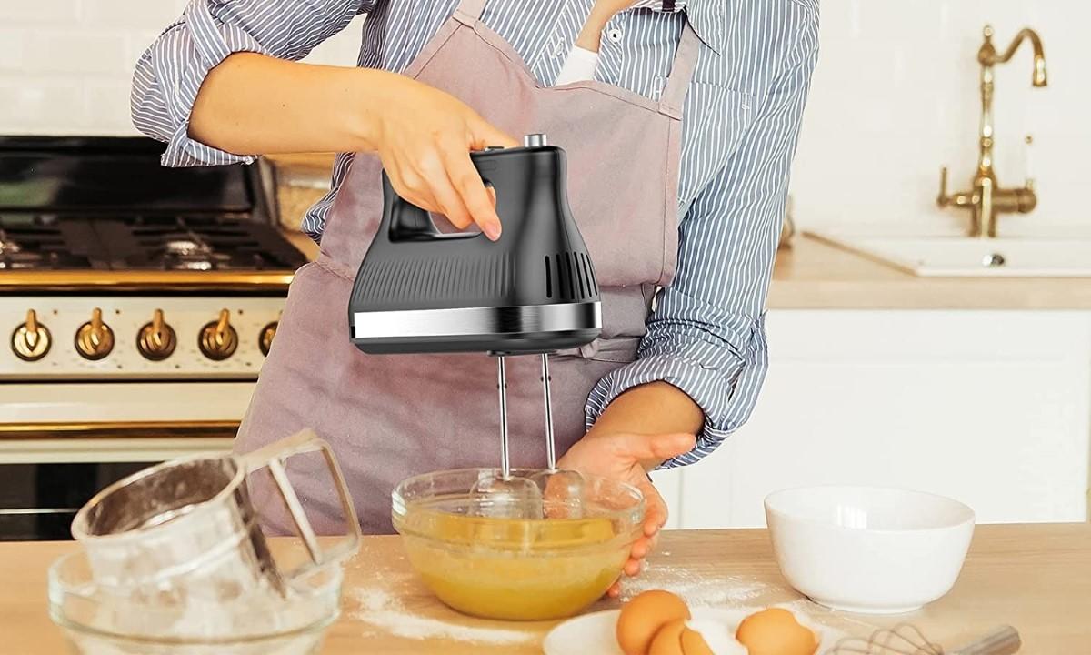 Amazon's Weekend Deals Could Get You Big Savings Like a 20 Hand Mixer