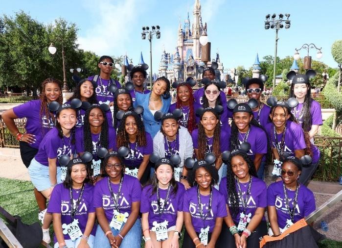 Disney Dreamers Academy 2025 Applications are Now Open