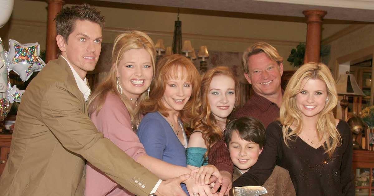 'Reba' Cast Reunion Reignites Reboot Rumors