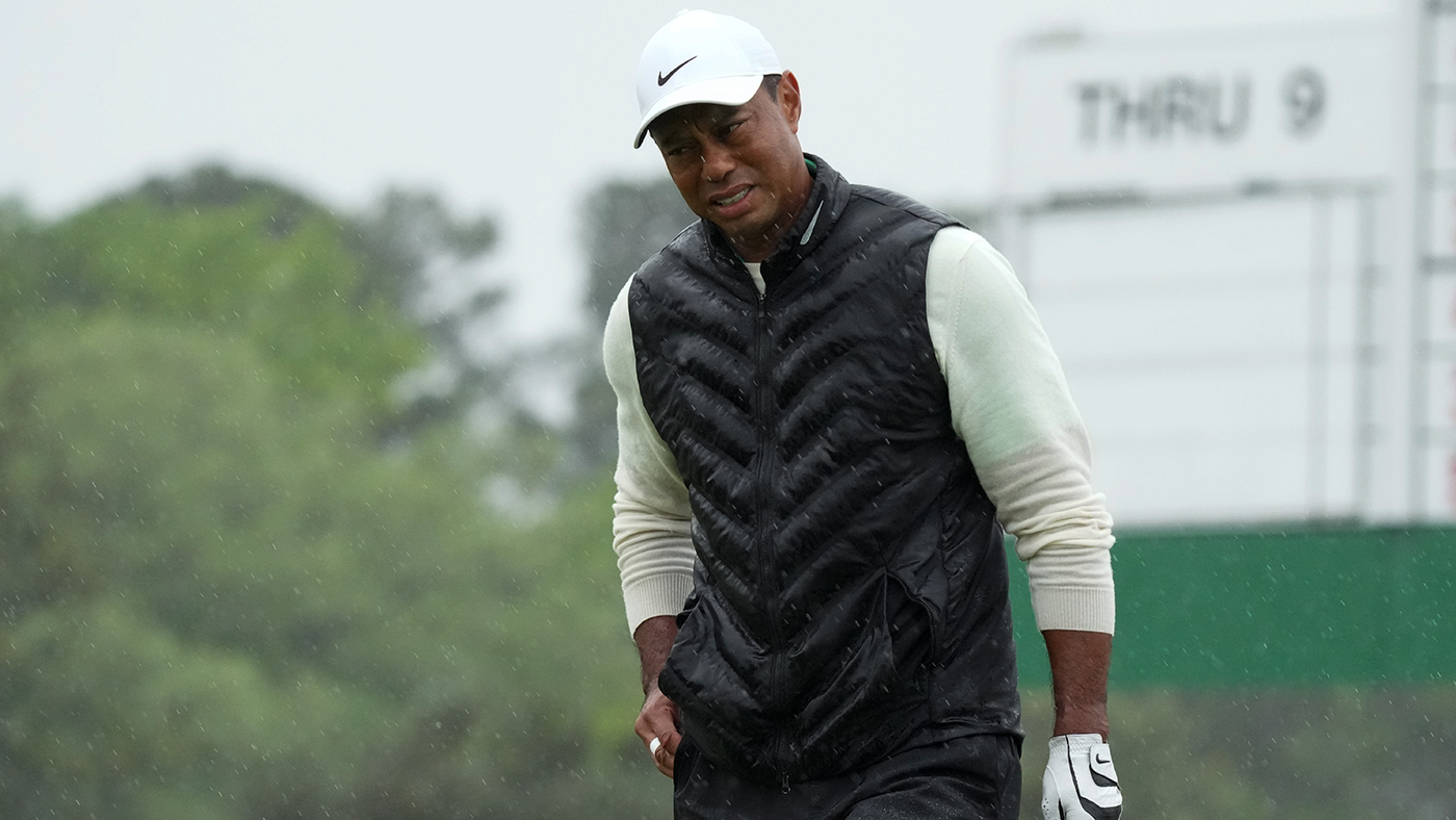 Masters 2023: Tiger Woods fighting for the cut as second round suspended