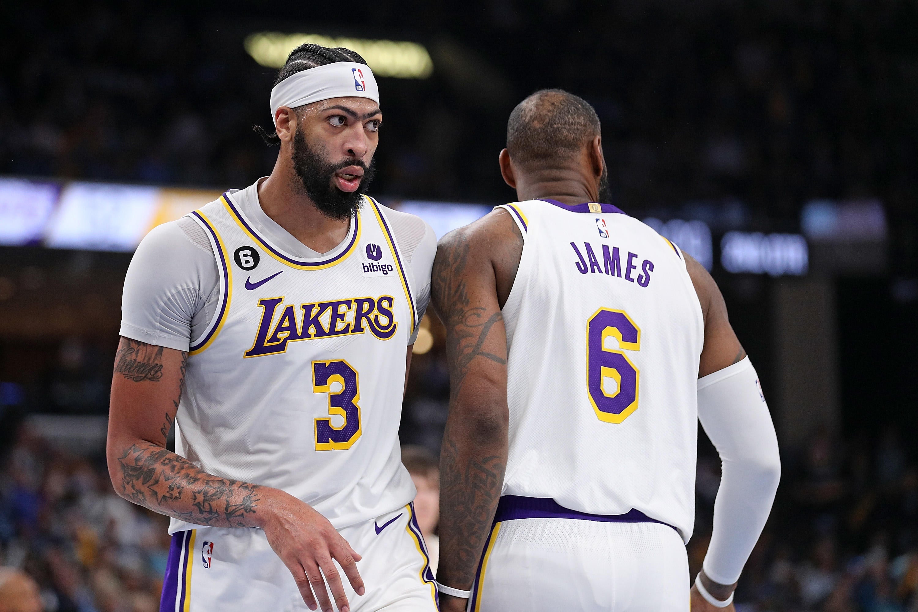 
                        NBA playoff picks, best bets: Lakers keep rolling vs. Grizzlies; low-scoring affair in Bucks-Heat
                    