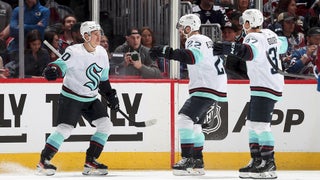 NHL playoffs: Sharks' Joe Pavelski likely to miss Game 1 after injury