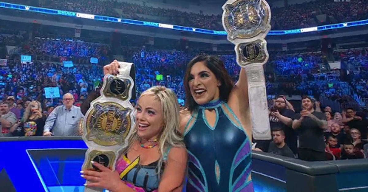Liv Morgan and Raquel Rodriguez Pull a Fast One to Help Retain WWE Women's  Tag Titles on SmackDown