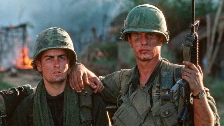 Tom Berenger Shares Hilarious 'Platoon' Charlie Sheen Story at 'The Big Chill' TCM Festival Screening