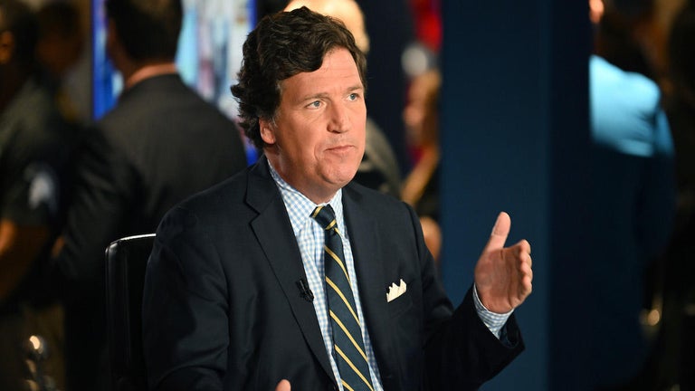 Watch the Moment Tucker Carlson's Exit Was Announced on Fox News