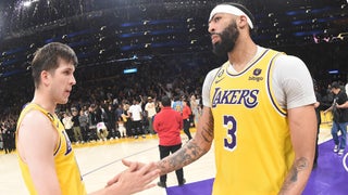 LeBron James takes Lakers media to task