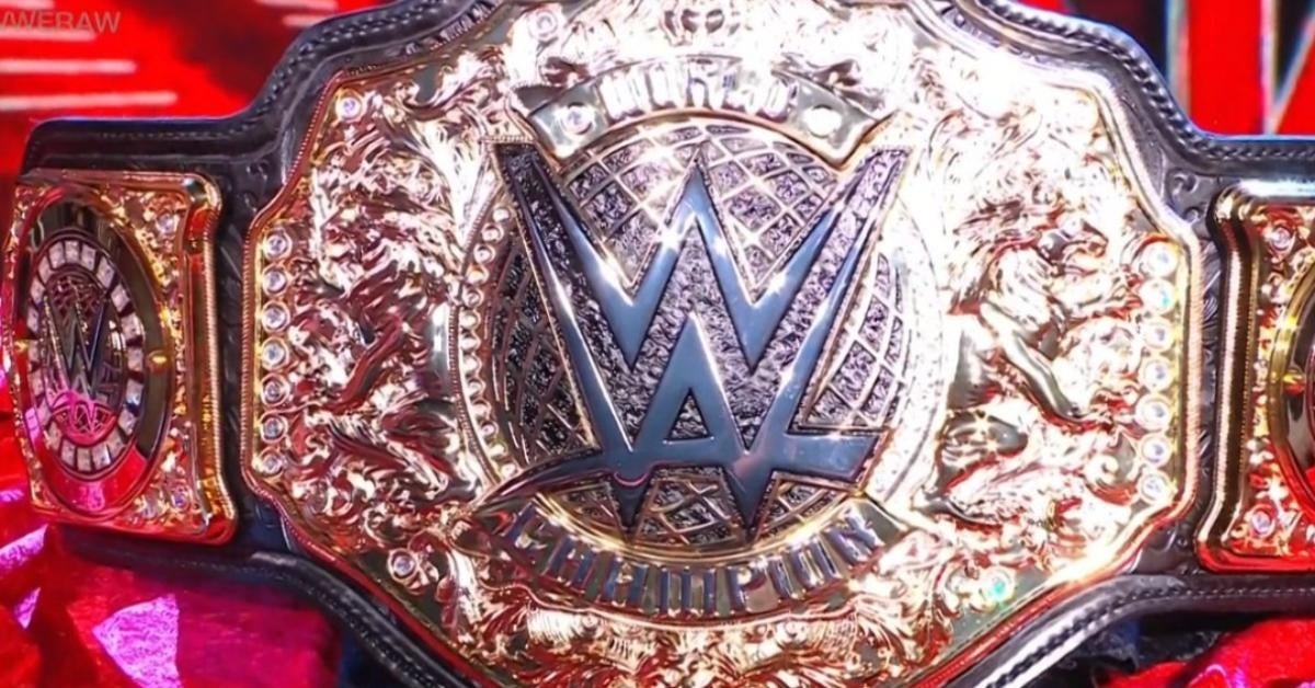 wwe-new-world-heavyweight-championship-title-fan-reactions