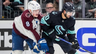 Devils hold on for 3-2 win over Avalanche