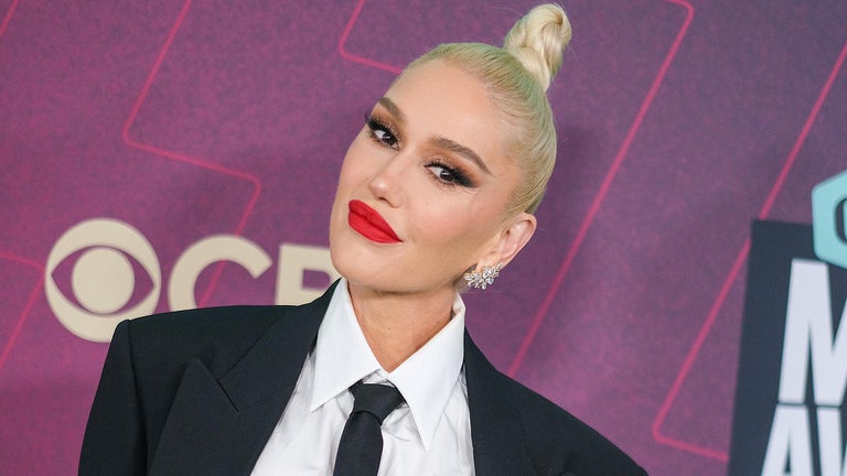 Gwen Stefani Is Hardly Recognizable in Gardening Outfit at Blake Shelton's Ranch