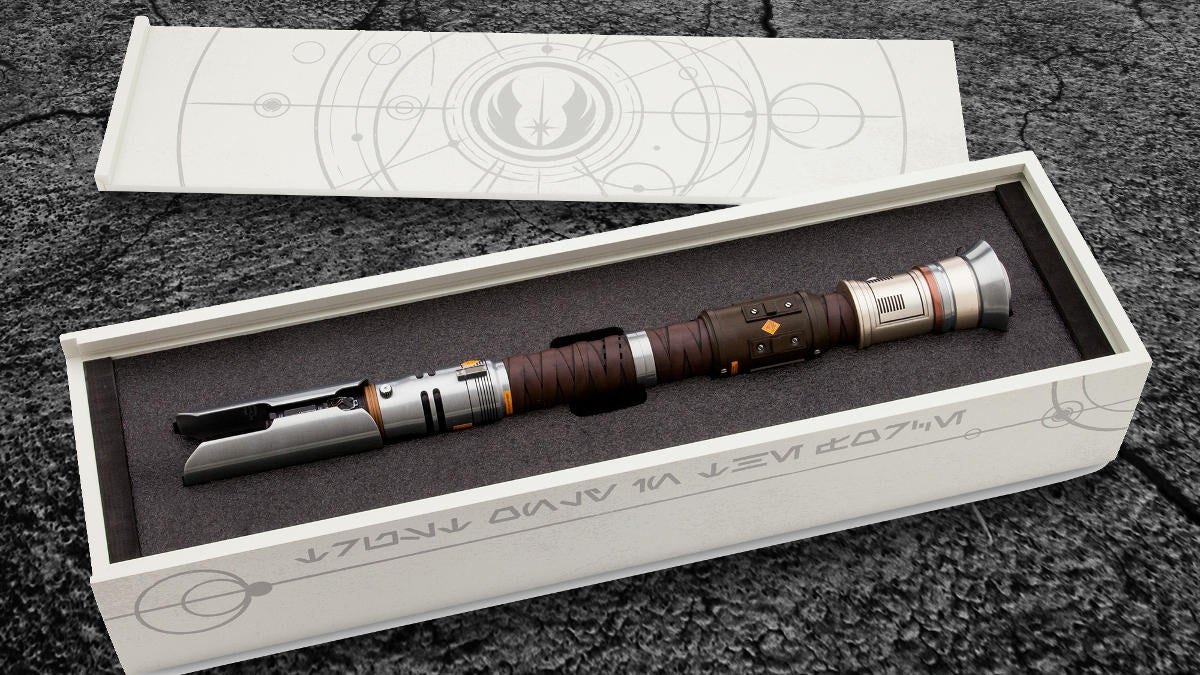 cal-kestis-lightsaber-star-wars-jedi-survivor-shopdisney.jpg