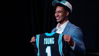 Carolina Panthers, new QB Bryce Young take field for Fan Fest