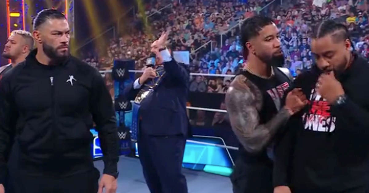 Roman Reigns Embarrasses The Usos on SmackDown, Reveals Shocking Match ...