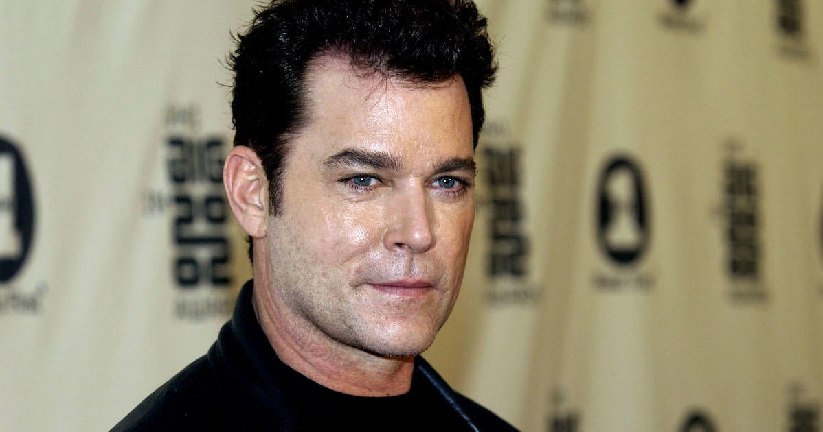 Ray Liotta at VH1 Big In 2002 Awards Arrivals