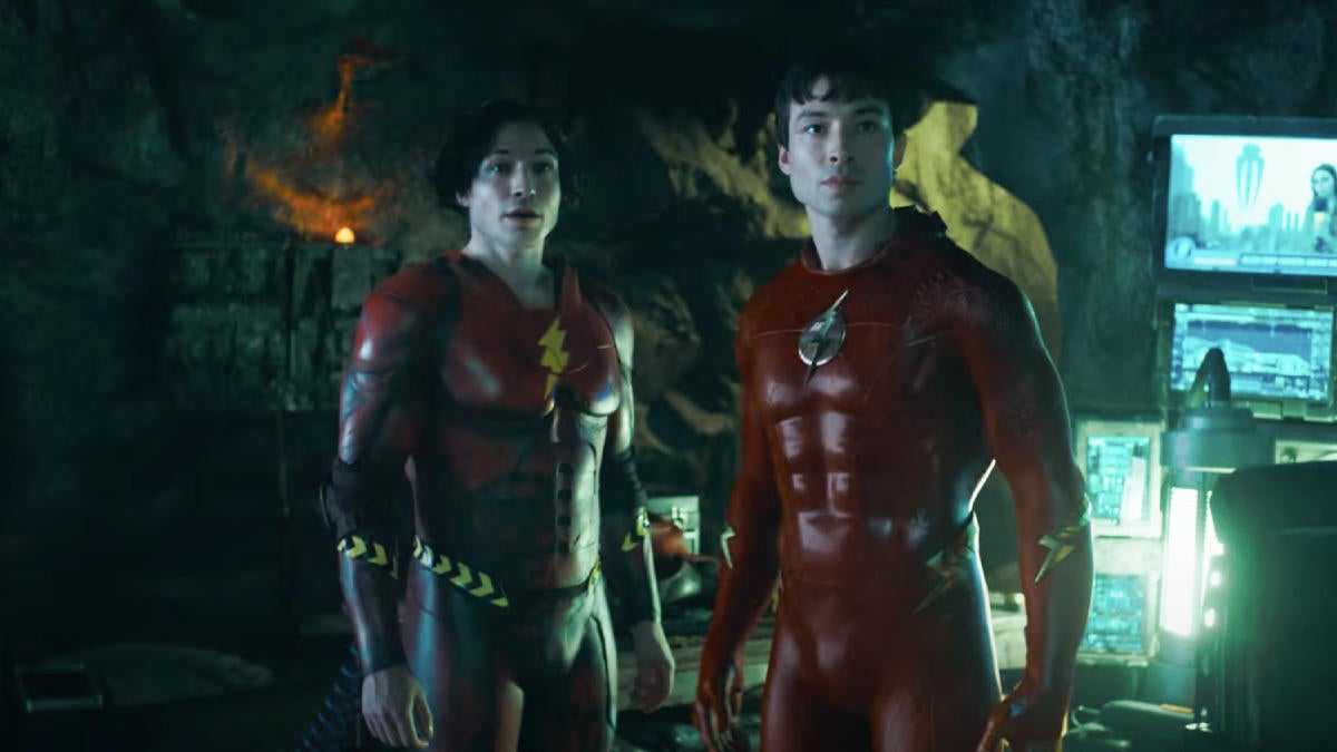 THE FLASH final trailer - Ezra Miller sees more of Michael