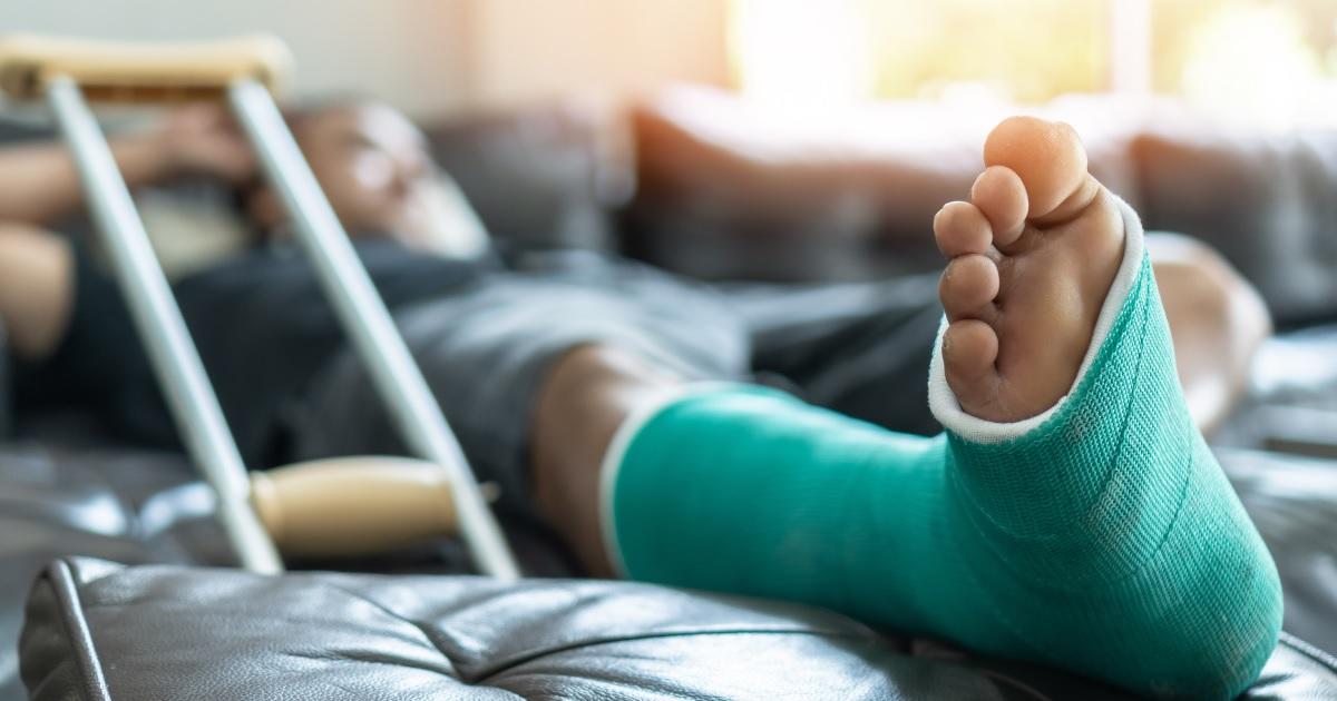 Actor Breaks Leg While Filming New Action Movie Actor Breaks Leg While Filming New Action Movie