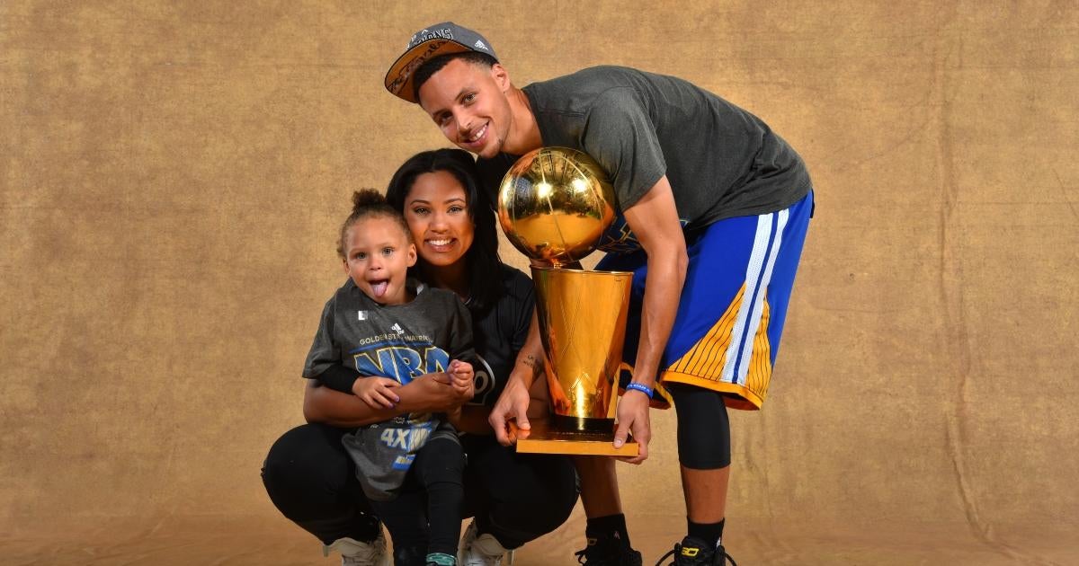 ayesha-curry-social-media-regrets-stephen-curry-daughter