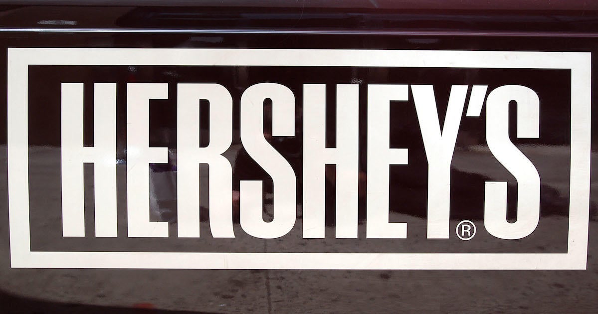 World's Largest Hershey's Kisses Chocolate Unveiled in New York