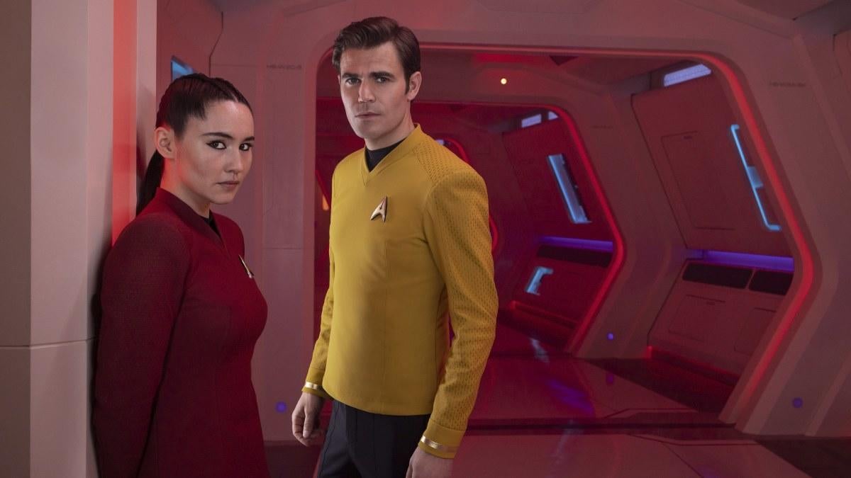 Star Trek: Strange New Worlds Season 2's Cast Boards the Enterprise in ...