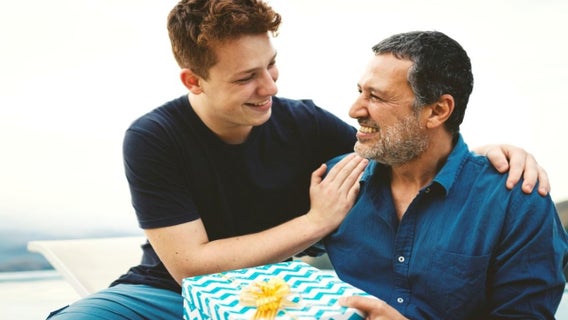 gettyimages-1166806092-fathers-day-gift