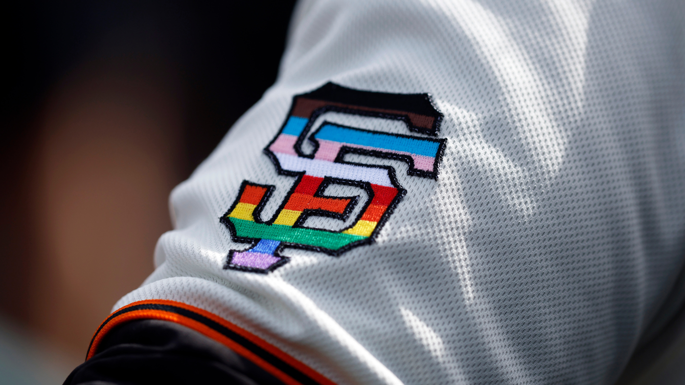 giants-pride-getty.png