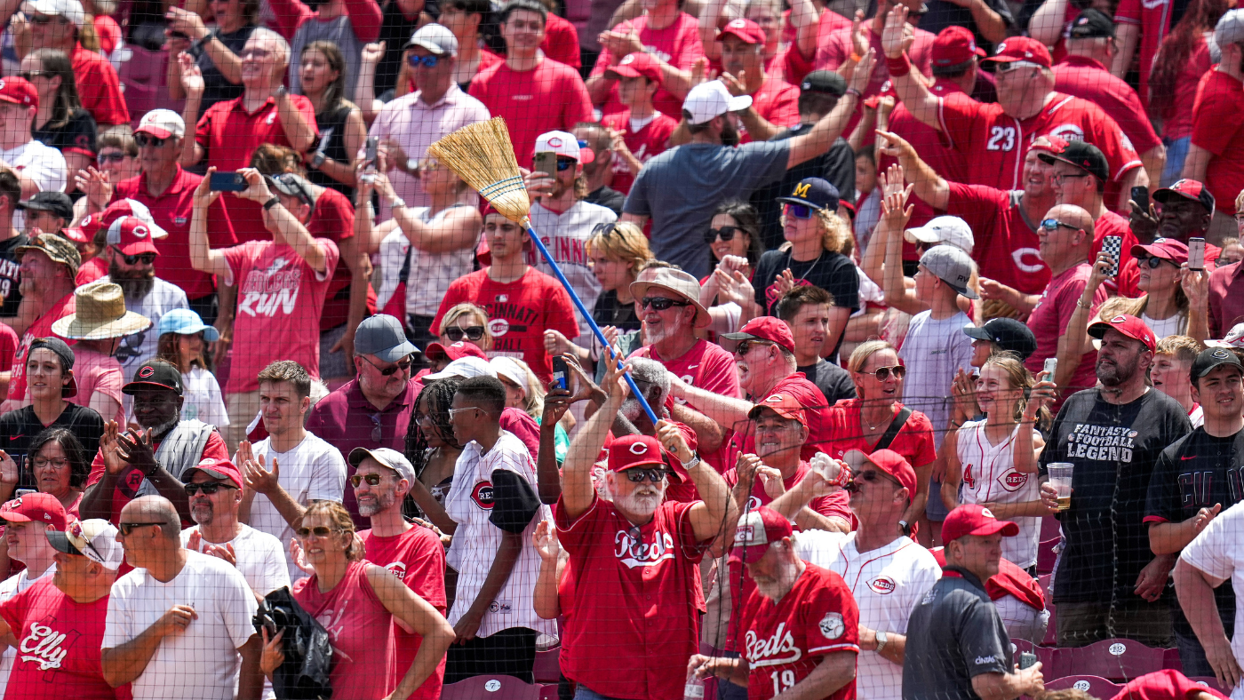 reds-fans-usatsi.png