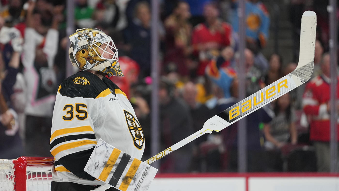 NHL Awards: Bruins' Linus Ullmark wins Vezina Trophy as league's top goaltender