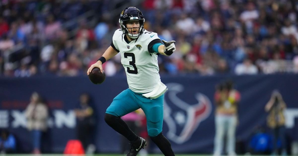 Jaguars Re-Sign QB C.J. Beathard